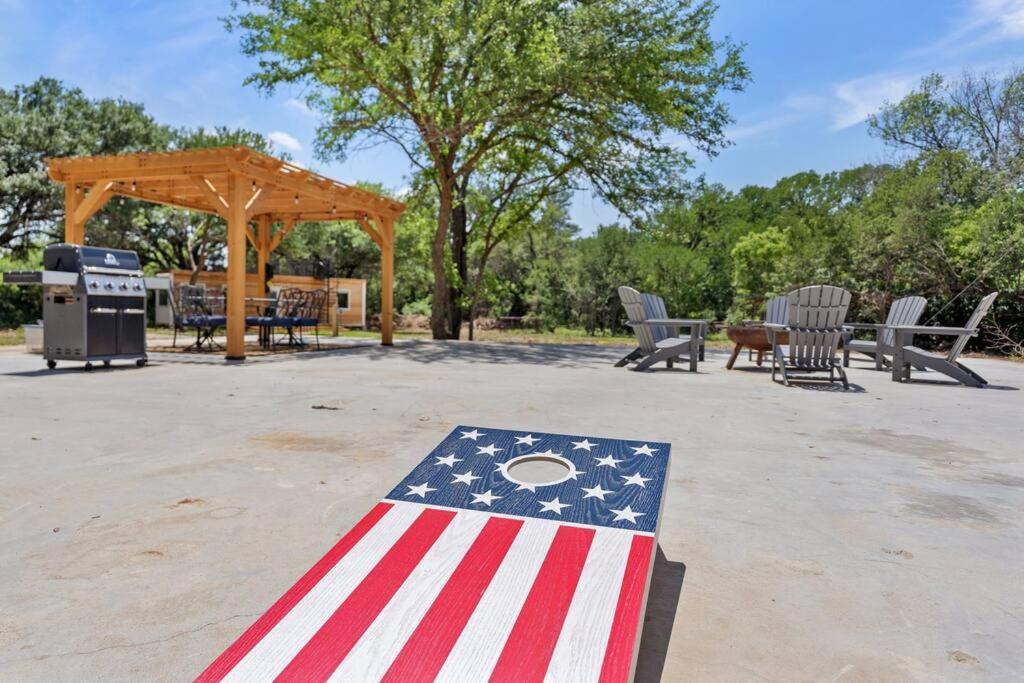 The Lonely Bull Luxury Container Home On 5 Acres Weatherford Extérieur photo