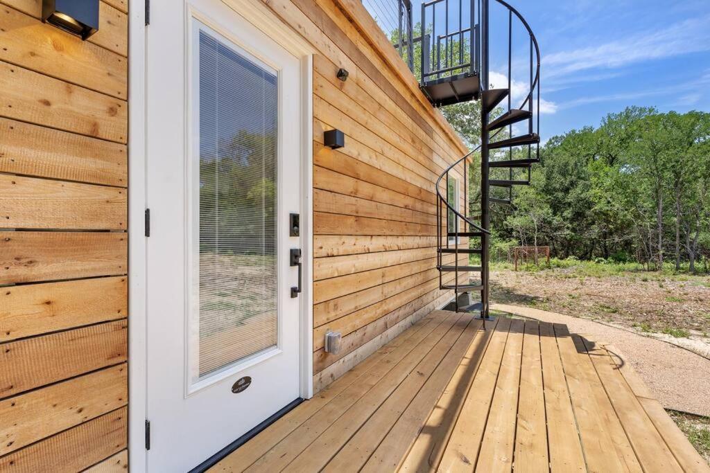 The Lonely Bull Luxury Container Home On 5 Acres Weatherford Extérieur photo